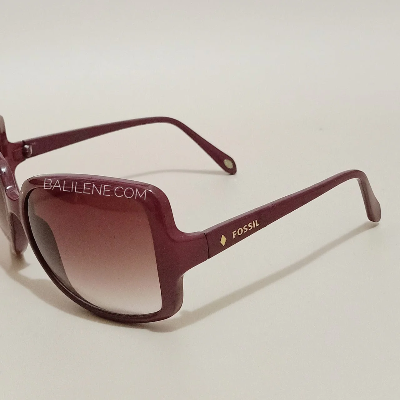 Fossil FW40 Aviator Sunglasses Burgundy - Image 3